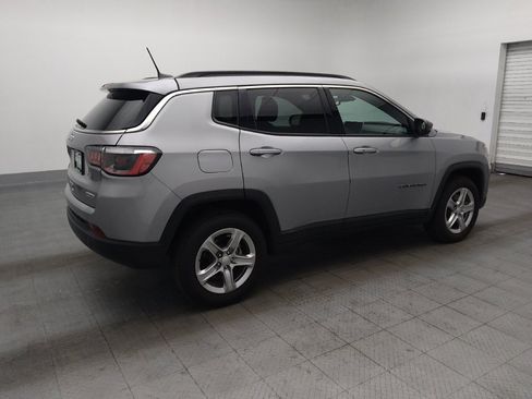 Used 2024 Jeep Compass Latitude AWD/4WD image 10