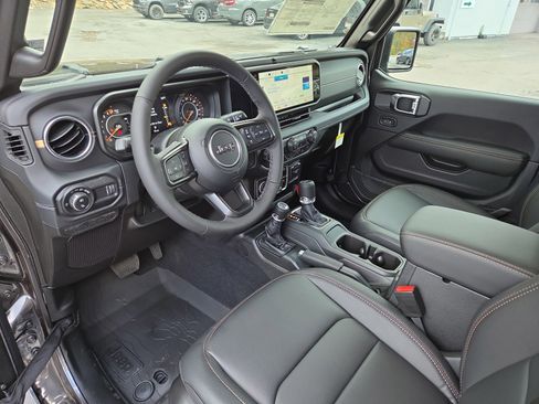 New 2025 Jeep Gladiator Sport image 9