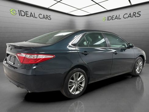 Used 2016 Toyota Camry SE FWD image 5