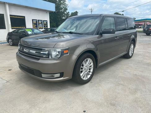 Used 2014 Ford Flex SEL w/ Equipment Group 202A FWD image 2