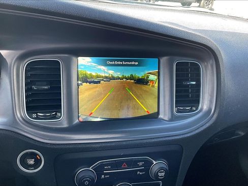 Used 2023 Dodge Charger SXT RWD image 14