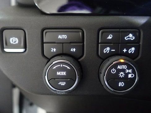 New 2026 Chevrolet Silverado 1500 RST w/ Redline Edition AWD/4WD image 14