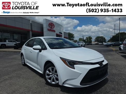 Used 2024 Toyota Corolla LE FWD image 1