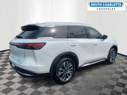 Used 2026 INFINITI QX60 Luxe w/ Cargo Package FWD image 4