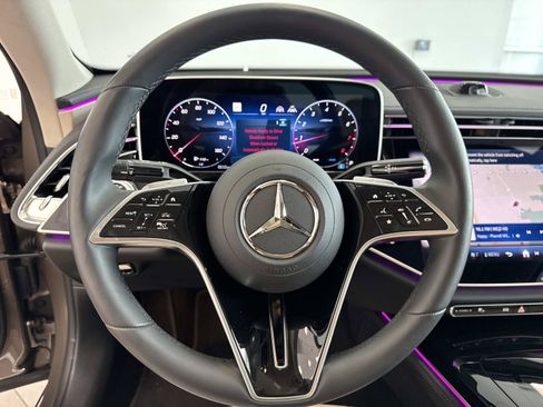 Certified 2025 Mercedes-Benz E 450 4MATIC Sedan image 27