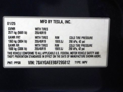 Used 2025 Tesla Model Y Long Range image 64