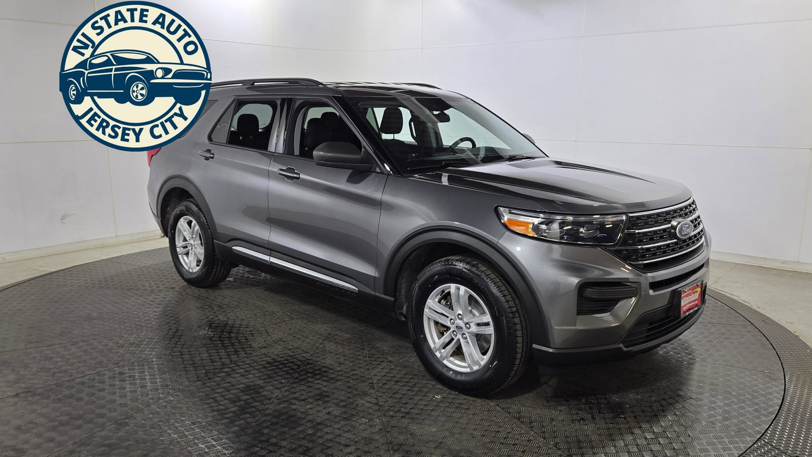 Used 2022 Ford Explorer XLT AWD/4WD image 15