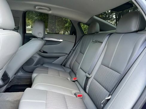 Used 2019 Chevrolet Impala LS FWD image 17