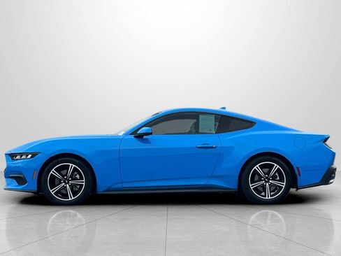 Used 2024 Ford Mustang Premium image 8