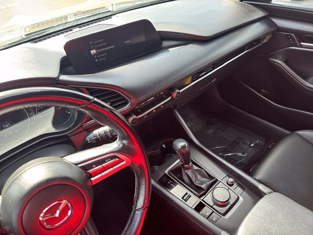 Used 2022 MAZDA MAZDA3 s FWD image 21