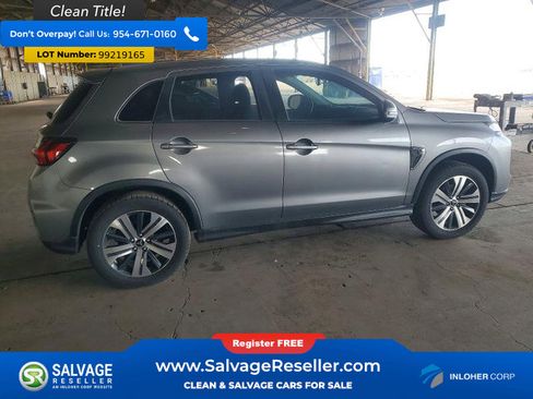 Used 2021 Mitsubishi Outlander Sport SE image 4