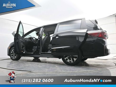 New 2026 Honda Odyssey EX-L image 40