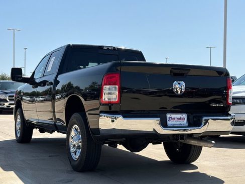 Used 2024 RAM 3500 Tradesman w/ Chrome Appearance Group AWD/4WD image 7