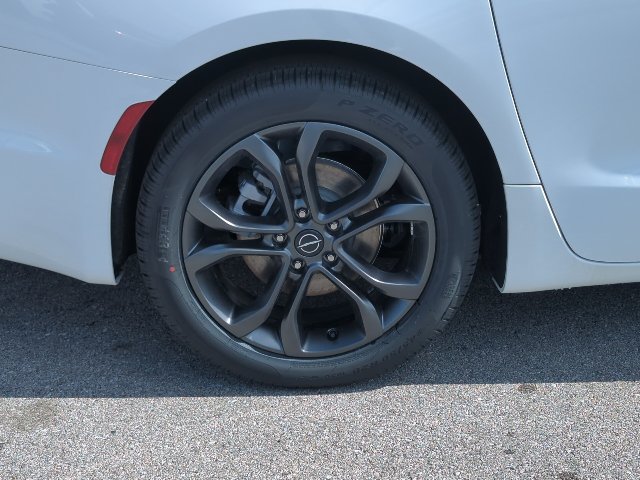New 2026 Chrysler Pacifica Select FWD image 32