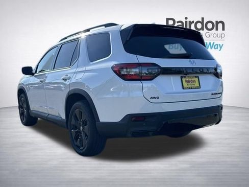 Used 2026 Honda Pilot Black Edition image 5