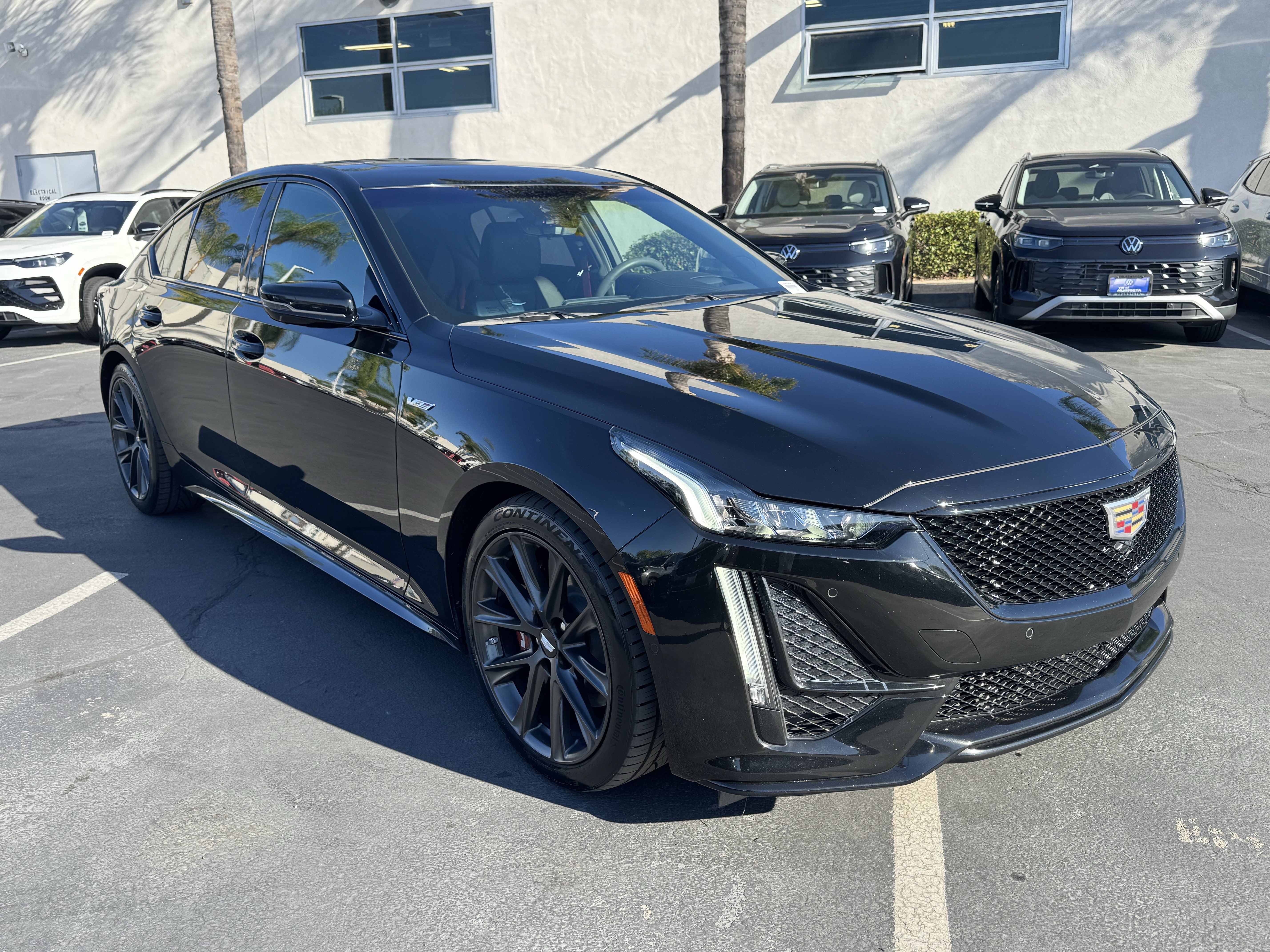 Used 2023 Cadillac CT5 V w/ Premium Package RWD image 2
