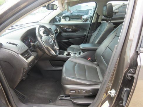 Used 2019 GMC Terrain Denali w/ Advanced Safety Package FWD image 24