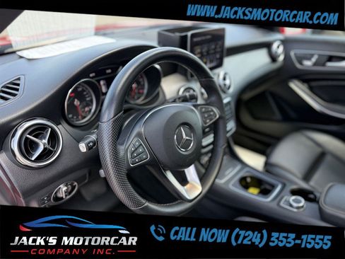Used 2019 Mercedes-Benz GLA 250 4MATIC image 18