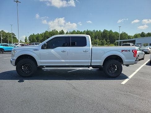 Used 2017 Ford F150 XLT w/ Equipment Group 301A Mid AWD/4WD image 4