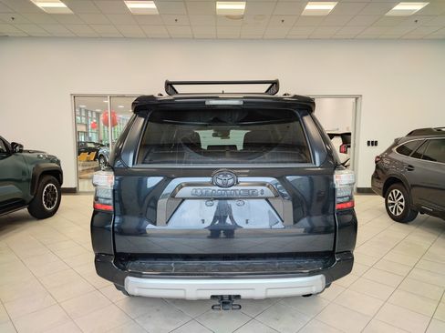 Used 2024 Toyota 4Runner TRD Off-Road Premium w/ Off Road Premium Plus Package AWD/4WD image 3
