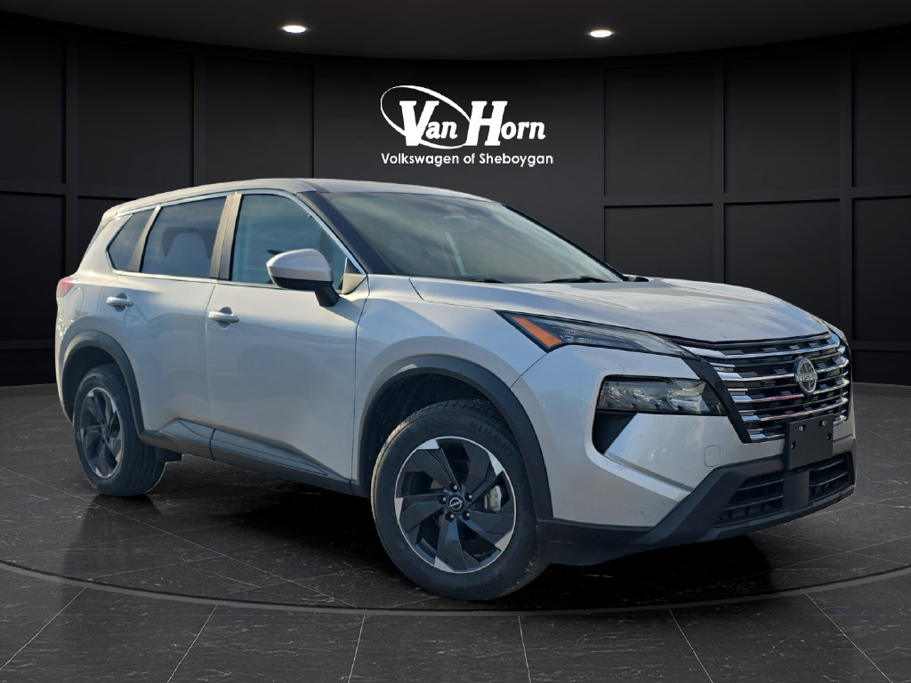 Used 2024 Nissan Rogue SV AWD/4WD image 1
