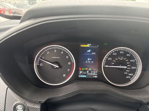 Used 2020 Subaru Forester Limited w/ Popular Package #3 AWD/4WD image 16