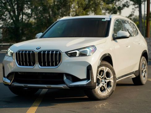 New 2026 BMW X1 xDrive28i w/ Convenience Package AWD/4WD image 1