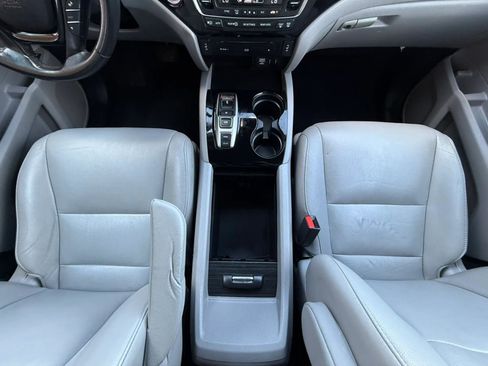 Used 2017 Honda Pilot Touring image 51