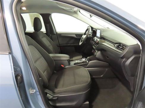 Used 2025 Ford Escape Active AWD/4WD image 35