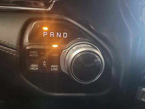 Used 2022 RAM 1500 Limited w/ Body-Colour Bumper Group image 20