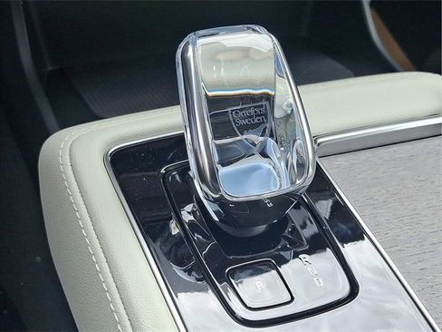 New 2026 Volvo XC90 B6 Ultra image 8