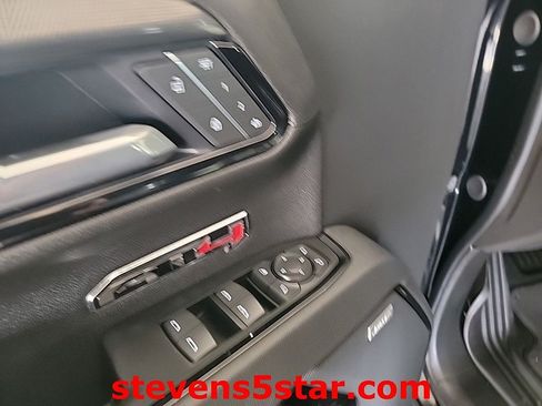 Used 2025 GMC Sierra 1500 AT4 w/ AT4 Premium Package AWD/4WD image 13
