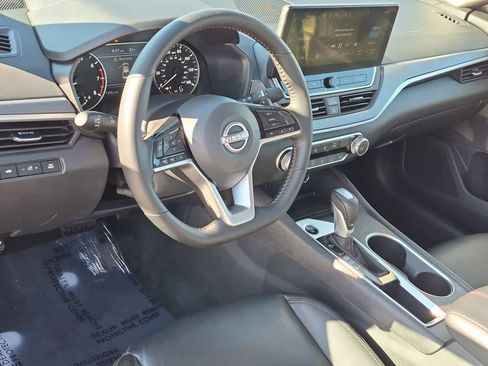 Used 2026 Nissan Altima 2.5 SR FWD image 12