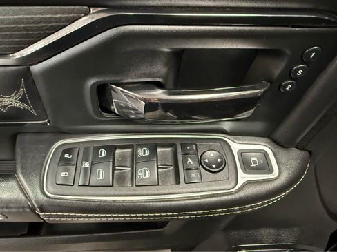 Used 2022 RAM 3500 Limited AWD/4WD image 13