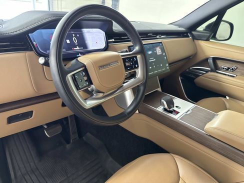 Used 2025 Land Rover Range Rover SE AWD/4WD image 22