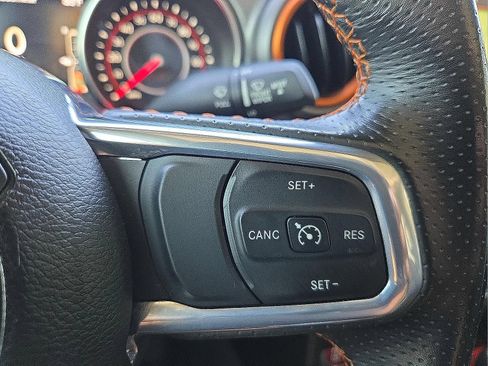 Used 2022 Jeep Gladiator Mojave w/ Trailer Tow Package AWD/4WD image 18