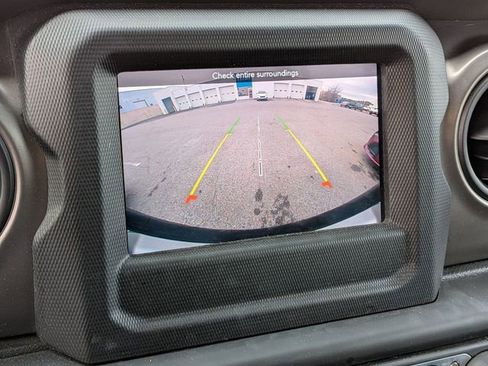 Certified 2019 Jeep Wrangler Unlimited Sport S image 18