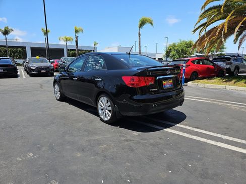 Used 2012 Kia Forte SX w/ Tech Pkg FWD image 5