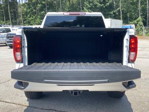 Used 2025 GMC Sierra 1500 Elevation RWD image 7