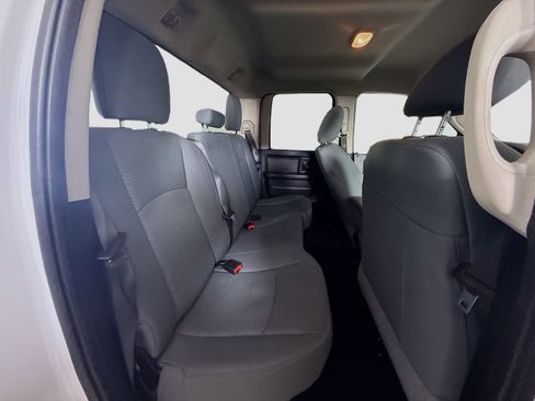 Used 2019 RAM 1500 Express image 26
