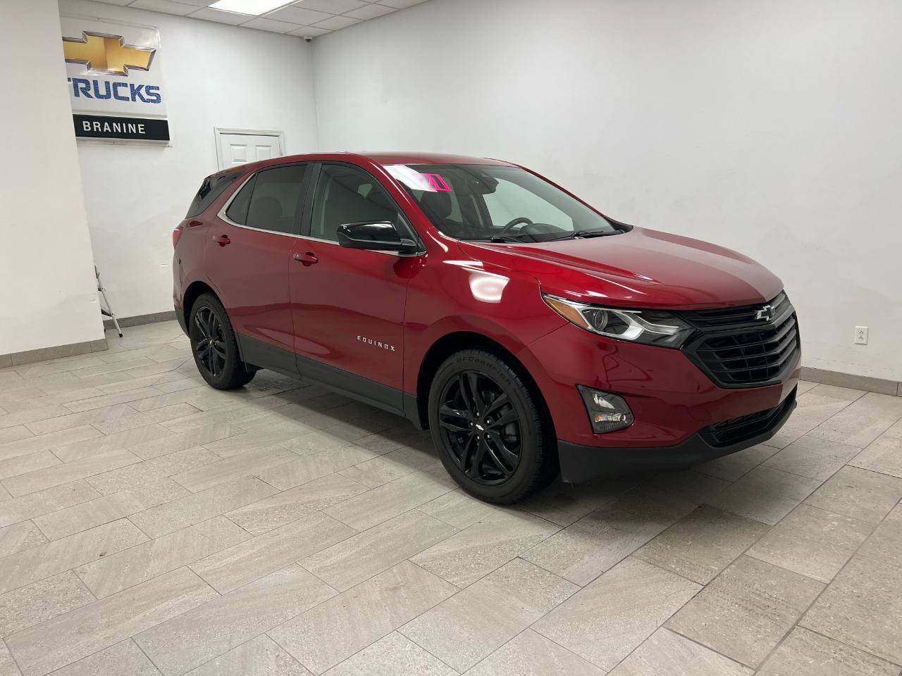 Used 2021 Chevrolet Equinox LT FWD image 11