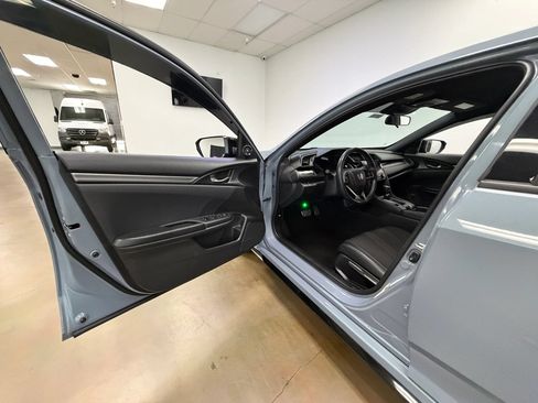 Used 2020 Honda Civic Sport image 15