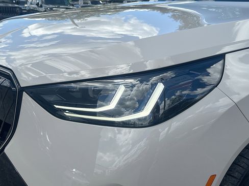 New 2026 BMW X3 xDrive30 w/ Premium Package image 9