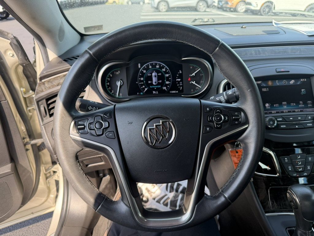 Used 2016 Buick LaCrosse FWD image 20