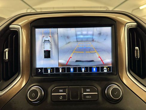 Used 2020 Chevrolet Silverado 2500 High Country w/ Z71 Off-Road Package AWD/4WD image 38