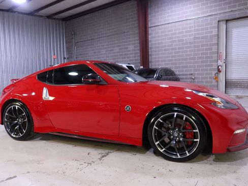Used 2016 Nissan 370Z NISMO image 7