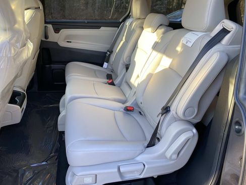 New 2026 Honda Odyssey EX-L image 8