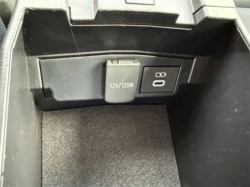 Certified 2024 Toyota Corolla LE image 38