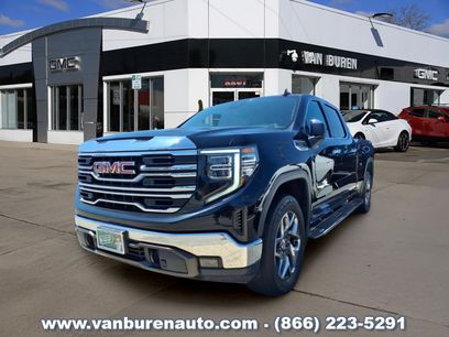 Used 2023 GMC Sierra 1500 SLT w/ SLT Premium Package