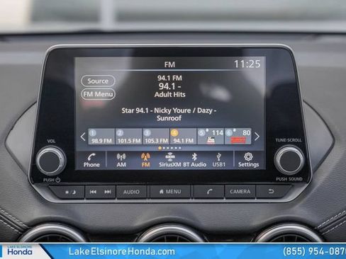 Used 2024 Nissan Sentra SV FWD image 21